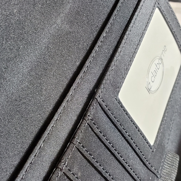 Liz Claiborne "Money Talks" Wallet NWT - Picture 16 of 16